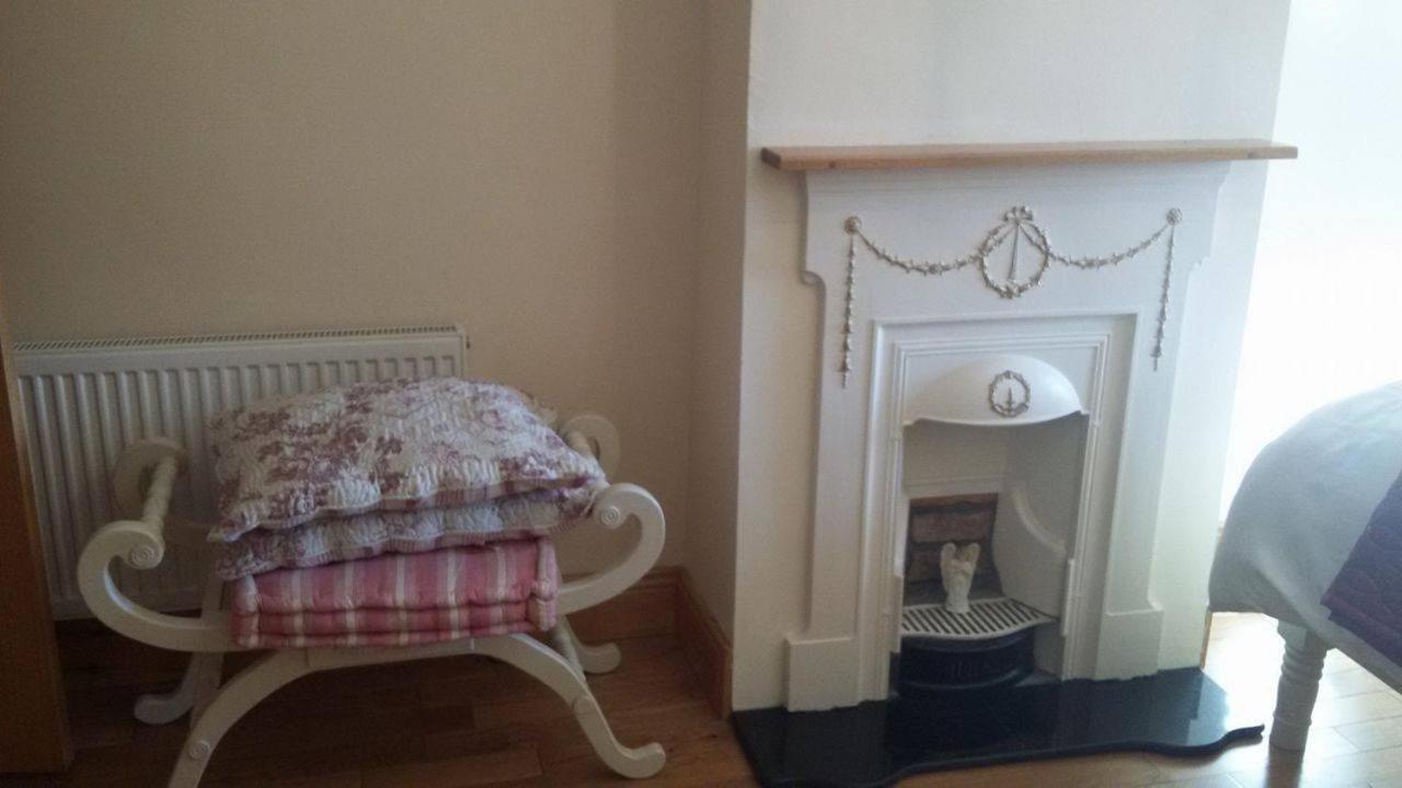 Hazel Cottage Limerick Room photo